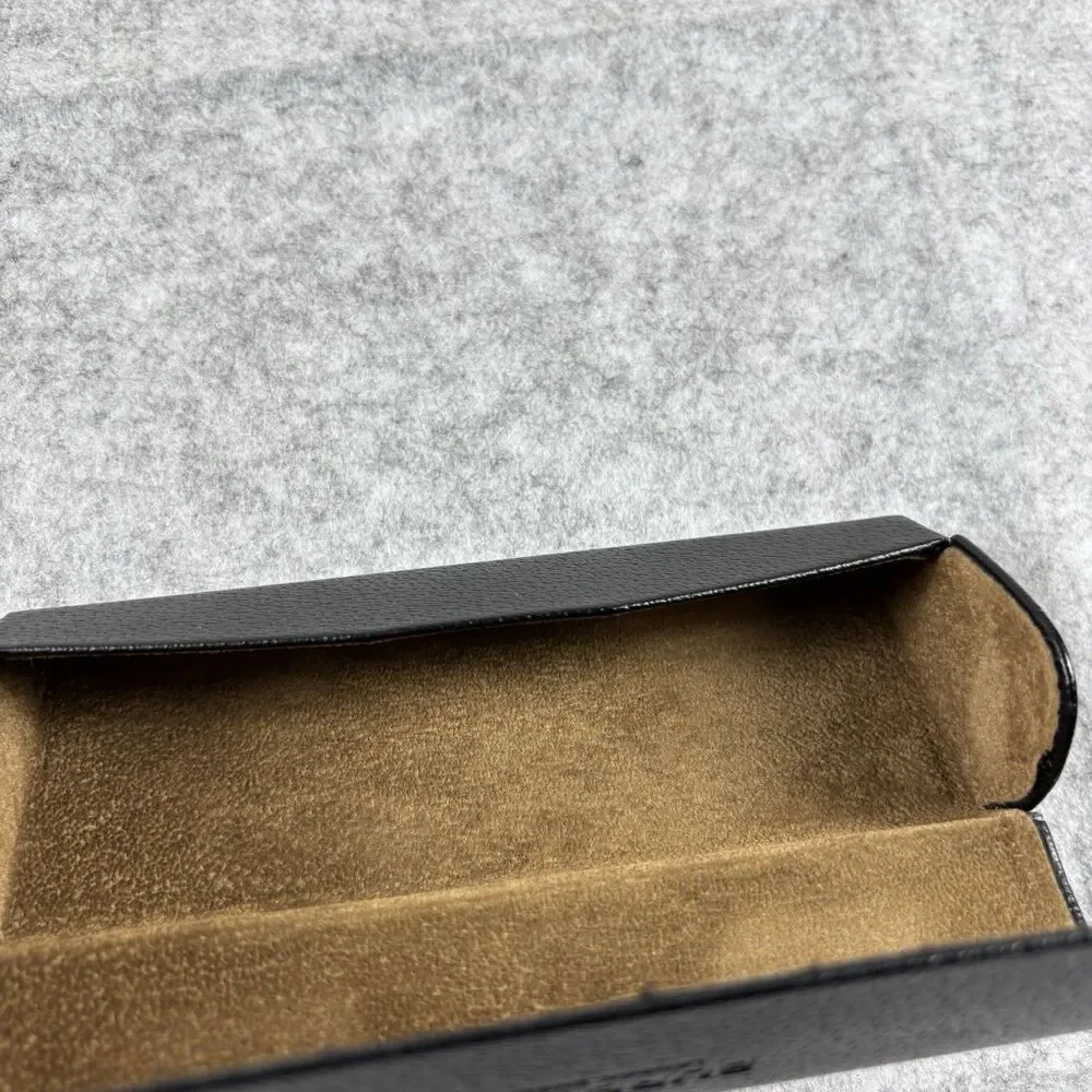Burberry London England Eyeglasses Sunglasses Hard Case Holder Black Pebbled